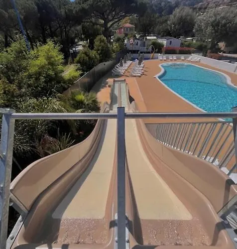 Kemping La Provencale - Maeva 4*